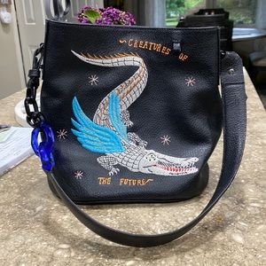 Min and Mon crocodile Vincent bucket bag